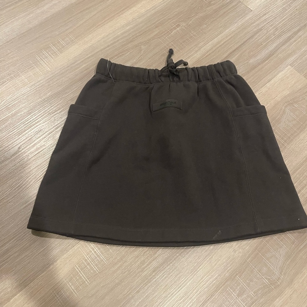 Fear of god essentials mini skirt size small fleece